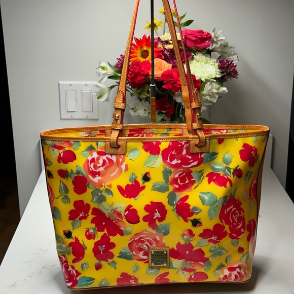 Dooney & Bourke Satchel with Orange Interior - Picture 1 of 11